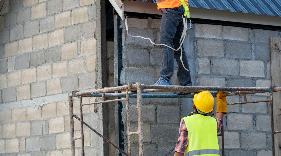 Expert Emergency Roof Repairs services in Benton, IL